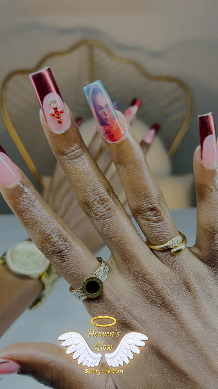 Custom photo nail art